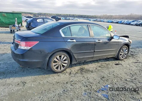 2011 Honda Accord Exl z USA, uszkodzony, nr VIN 1HGCP3F81BA013524